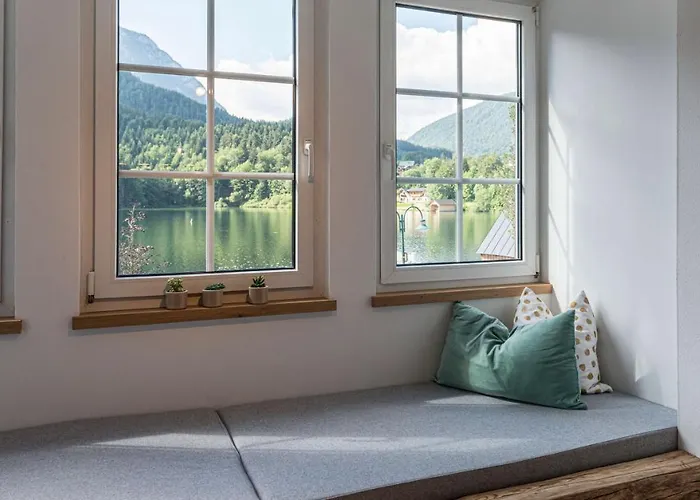 Seeblick - Your Austrian Grundlsee