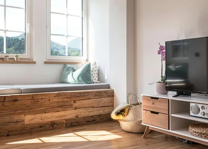 Seeblick - Your Austrian * Grundlsee